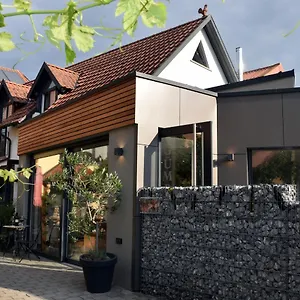  Apartment Winzerhof&weincafe Gümpelein